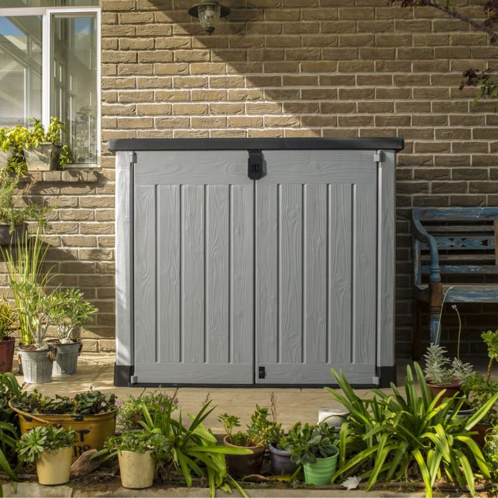 Keter Store It-Out-Pro Wheelie Bin Storage Unit (1200L): Robust waste container, weatherproof, lockable