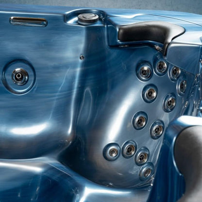 Outdoor whirlpool 'Torina Ocean Blue' for 5 people: With powerful massage &amp; LED color light therapy